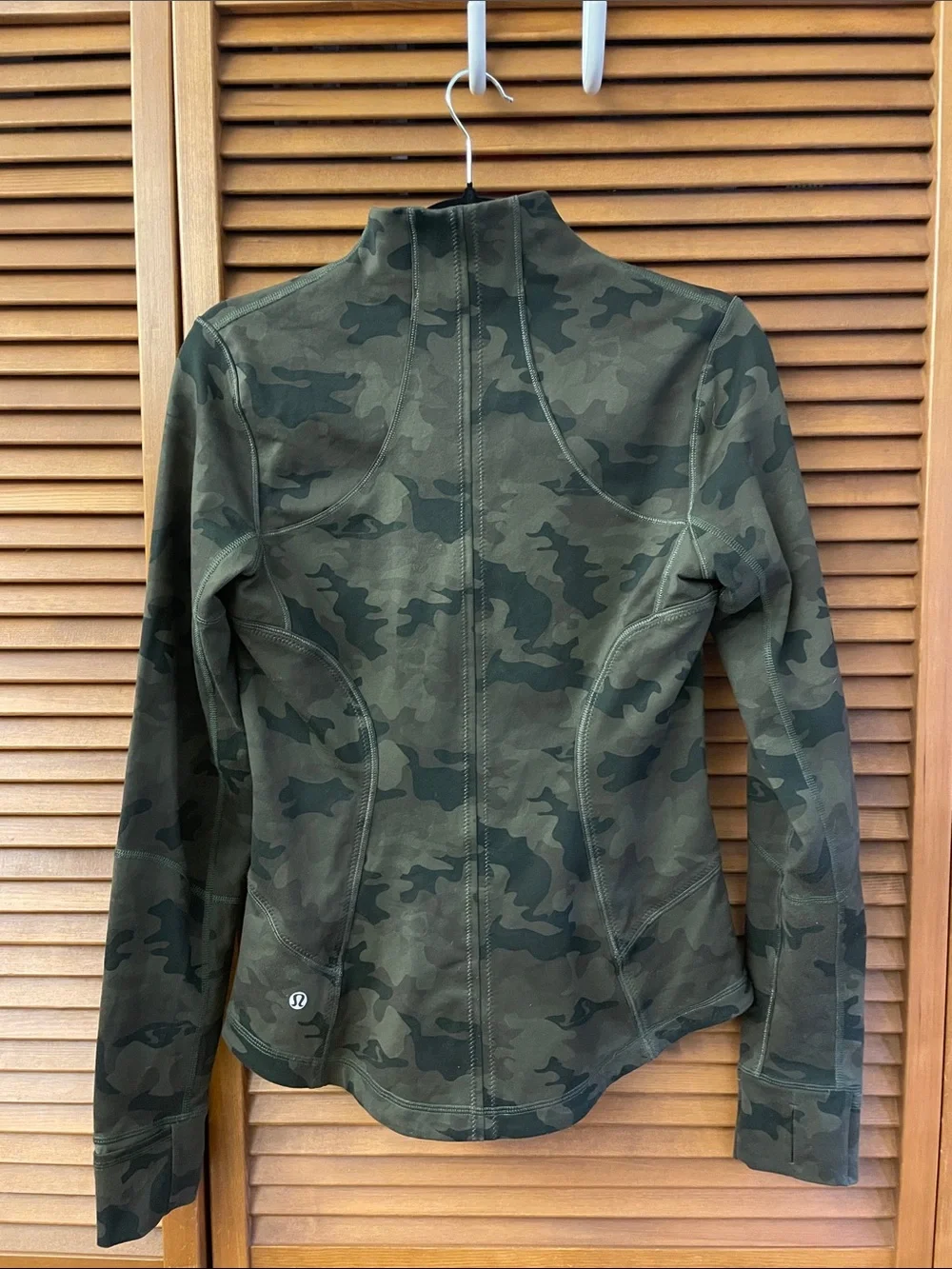 lululemon athletica slim fit